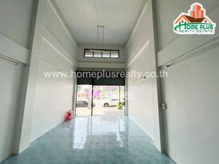 For sale 4 bedrooms retail Space in Si Racha, Chonburi