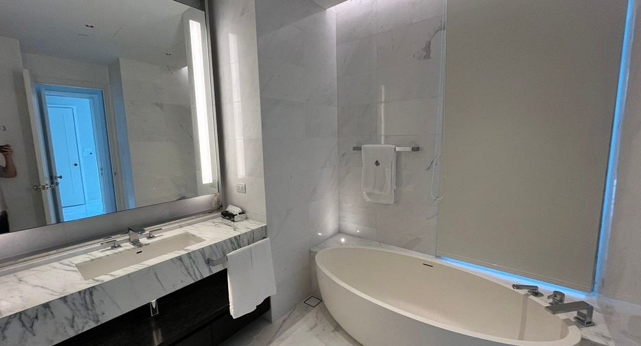Condo en alquiler de 2 habitaciones en Bang Kho Laem, Bangkok