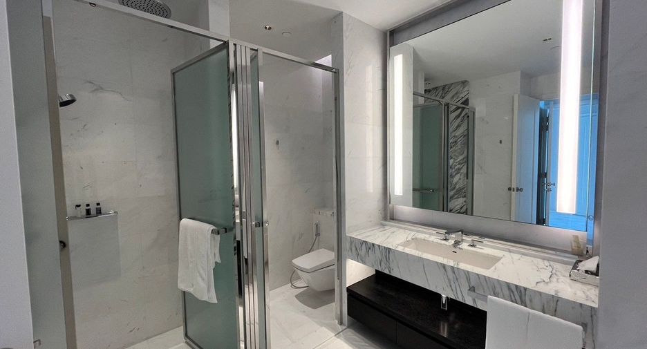 Condo en alquiler de 2 habitaciones en Bang Kho Laem, Bangkok