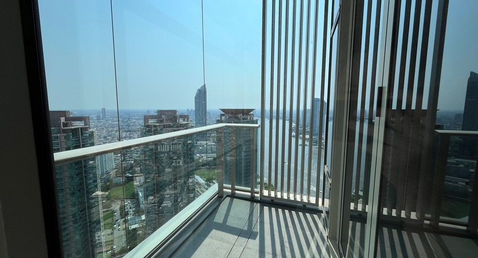Condo en alquiler de 2 habitaciones en Bang Kho Laem, Bangkok