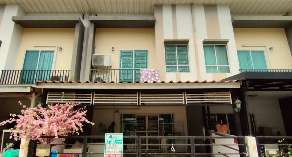 For sale 3 bed townhouse in Bang Kruai, Nonthaburi