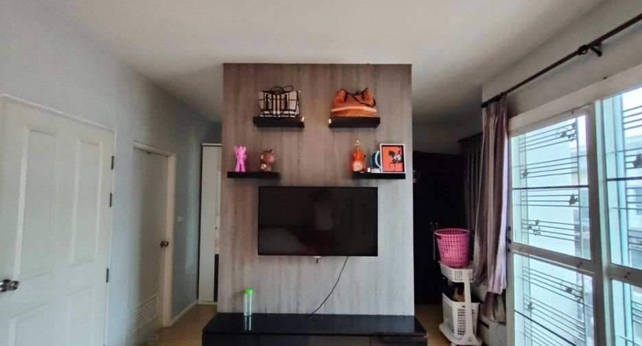 For sale 3 bed townhouse in Bang Kruai, Nonthaburi