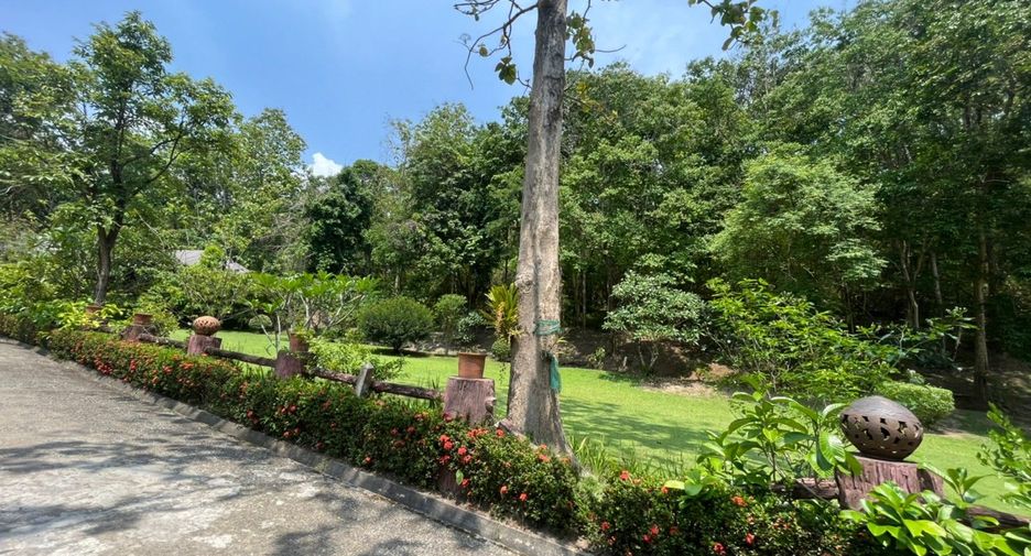 For rent 4 bedrooms house in Hang Dong, Chiang Mai