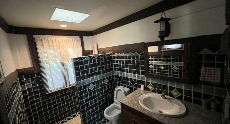 For rent 4 bedrooms house in Hang Dong, Chiang Mai