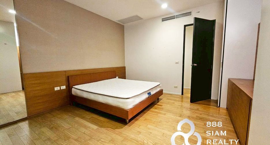 For rent and for sale 3 bedrooms condo in Khlong Toei, Bangkok