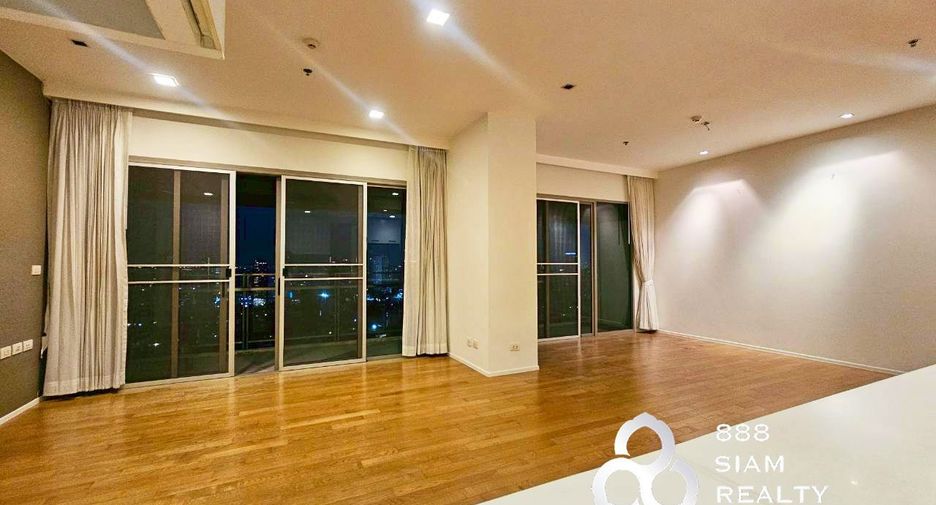 For rent and for sale 3 bedrooms condo in Khlong Toei, Bangkok