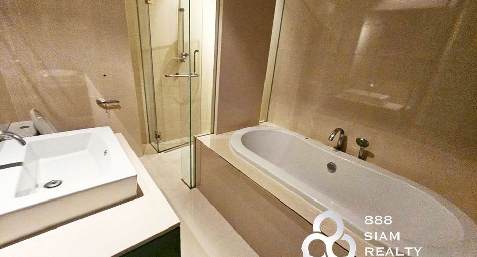 For rent and for sale 3 bedrooms condo in Khlong Toei, Bangkok