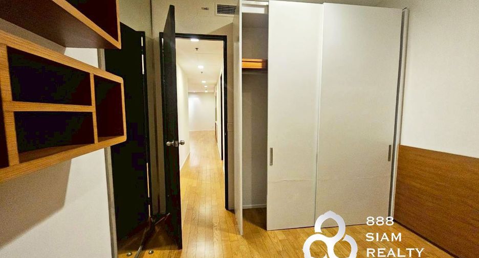 For rent and for sale 3 bedrooms condo in Khlong Toei, Bangkok