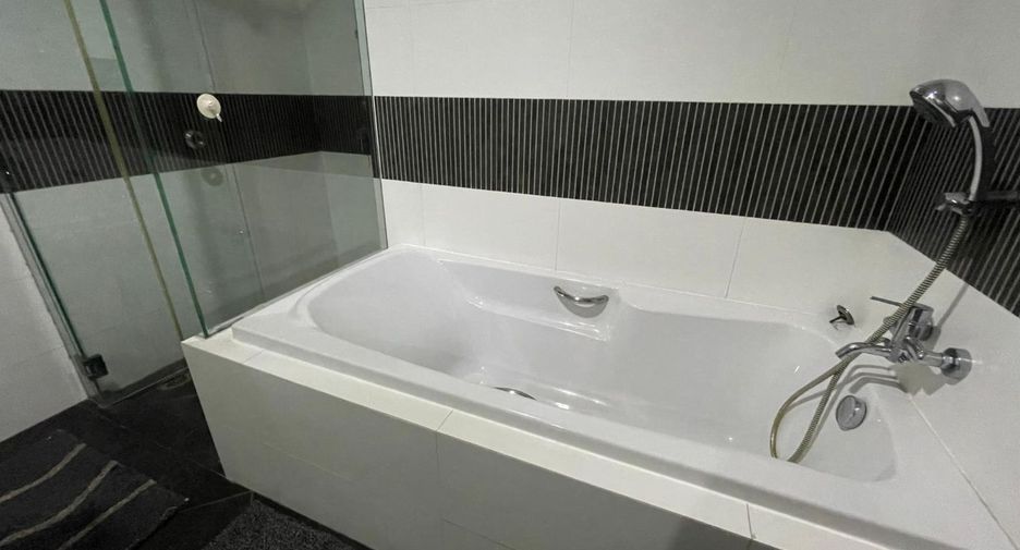 Condo en venta de 1 habitaciones en Sathon, Bangkok