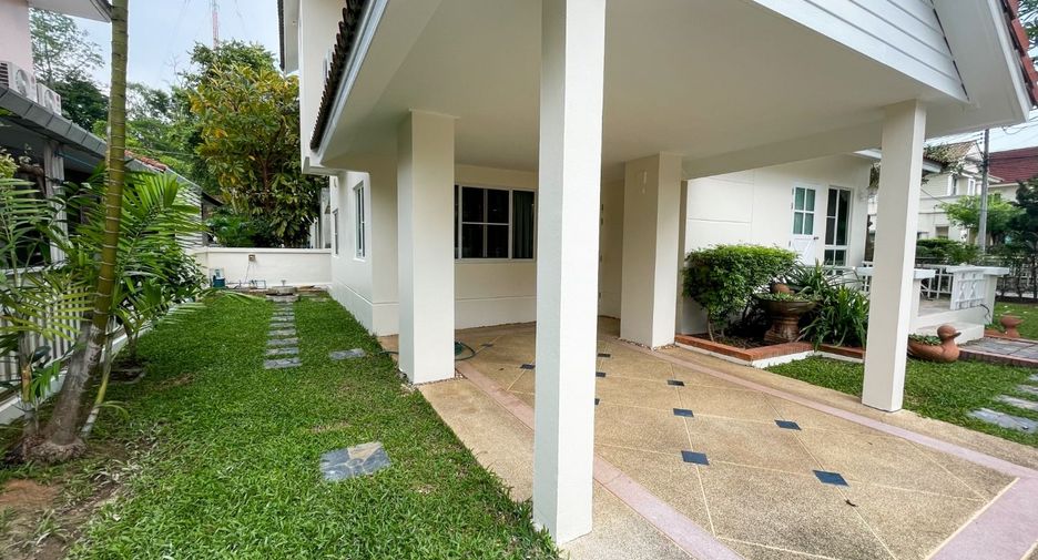 For rent 3 bedrooms house in San Sai, Chiang Mai