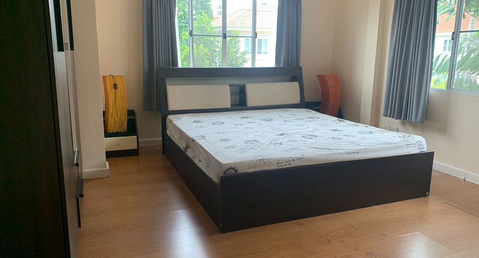 For rent 3 bedrooms house in San Sai, Chiang Mai