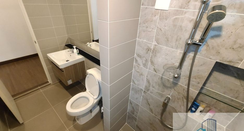 For sale 5 bedrooms house in Saphan Sung, Bangkok