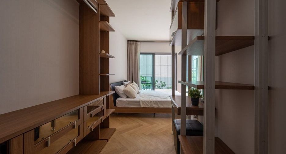 For sale 1 Beds condo in Khlong Toei, Bangkok