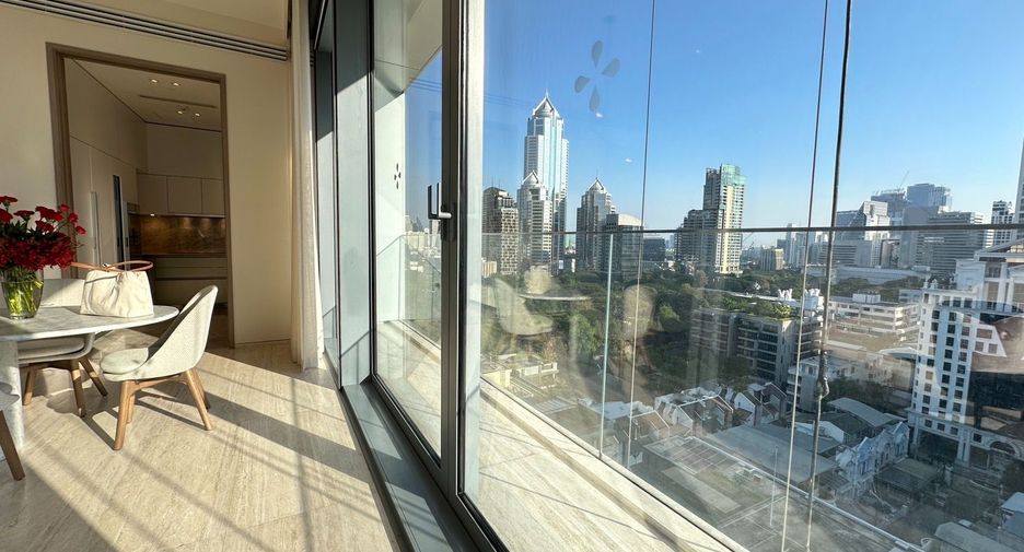 For rent そして for sale 3 ベッドルーム condo in Pathum Wan, Bangkok