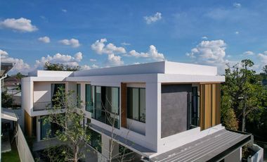 For sale 4 bedrooms house in Saraphi, Chiang Mai