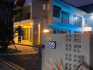 Villa en venta de 4 habitaciones en San Kamphaeng, Chiang Mai