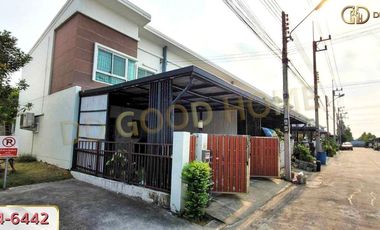 For sale 3 Beds townhouse in Lam Luk Ka, Pathum Thani