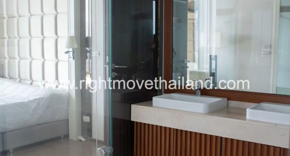 For sale 3 bedrooms condo in Pathum Wan, Bangkok