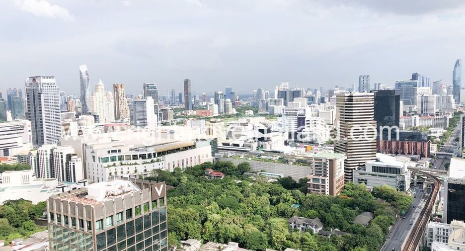 For sale 3 bedrooms condo in Pathum Wan, Bangkok