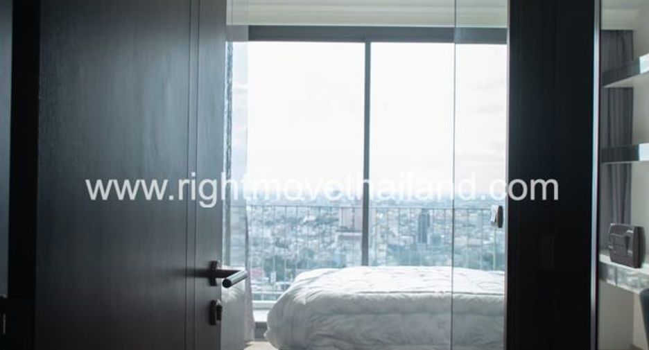 For sale 3 bedrooms condo in Pathum Wan, Bangkok