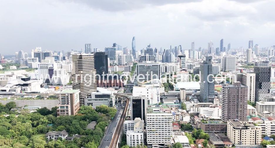 For sale 3 bedrooms condo in Pathum Wan, Bangkok