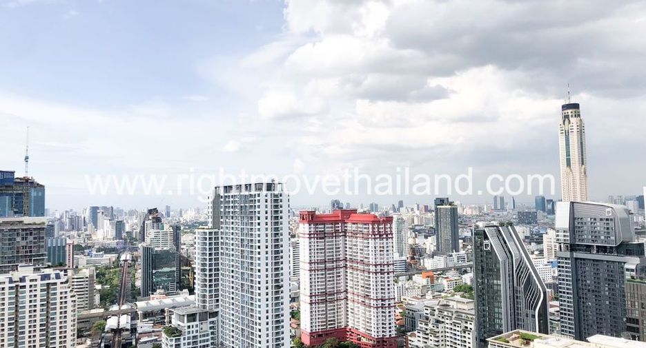 For sale 3 bedrooms condo in Pathum Wan, Bangkok