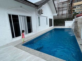 À louer 3 chambres maison à Bang Lamung, Chonburi