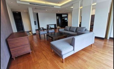 For rent 4 bedrooms condo in Pathum Wan, Bangkok