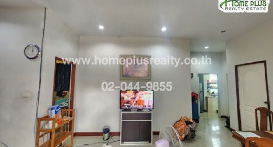 For sale 3 bedrooms house in Khlong Luang, Pathum Thani