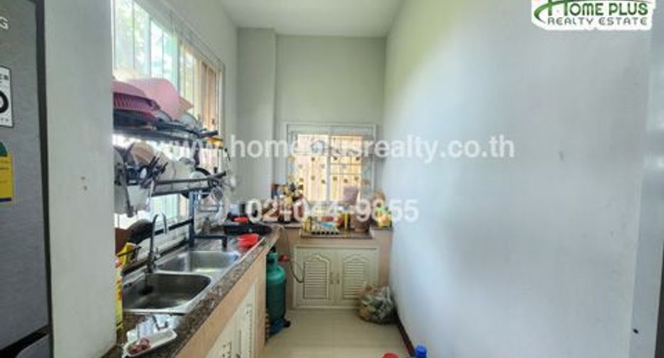 For sale 3 bedrooms house in Khlong Luang, Pathum Thani