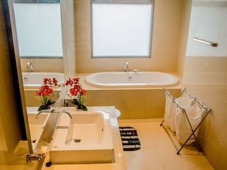 出租 3 卧室 公寓 在 Khlong Toei, 曼谷