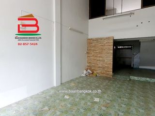 For sale 3 bedrooms retail Space in Don Mueang, Bangkok