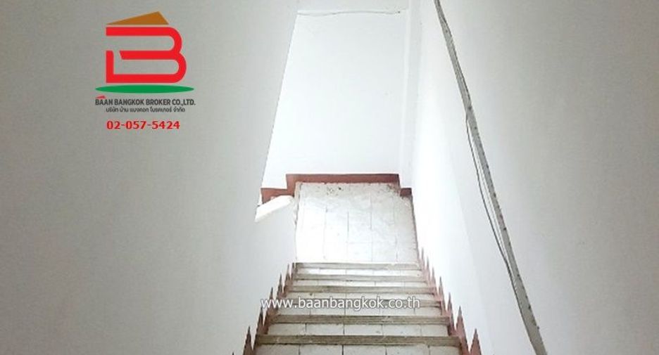 For sale 3 bed retail Space in Don Mueang, Bangkok