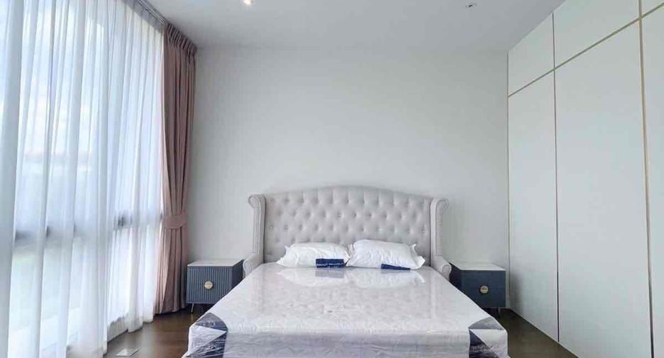For rent 4 bedrooms house in Bang Kapi, Bangkok