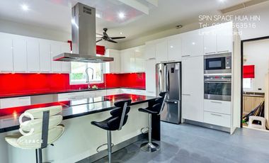 For sale 3 bedrooms villa in Hua Hin, Prachuap Khiri Khan