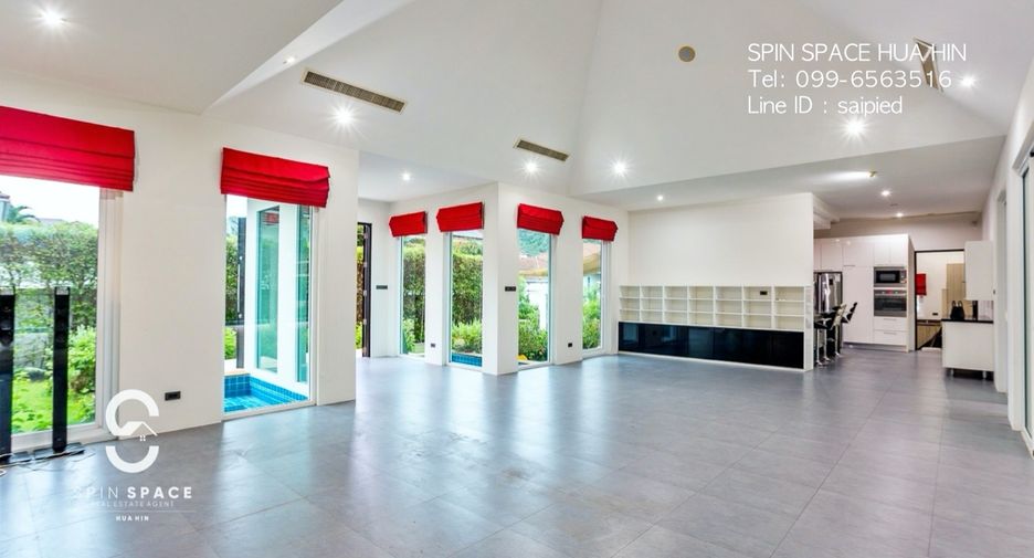 For sale 3 bedrooms villa in Hua Hin, Prachuap Khiri Khan