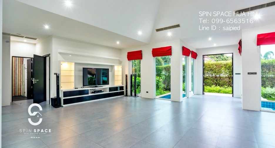 For sale 3 bedrooms villa in Hua Hin, Prachuap Khiri Khan
