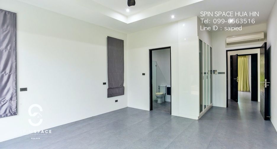 For sale 3 bedrooms villa in Hua Hin, Prachuap Khiri Khan