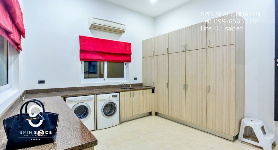 For sale 3 bedrooms villa in Hua Hin, Prachuap Khiri Khan