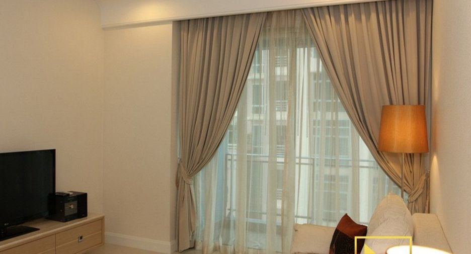 For rent and for sale 2 bed condo in Pathum Wan, Bangkok