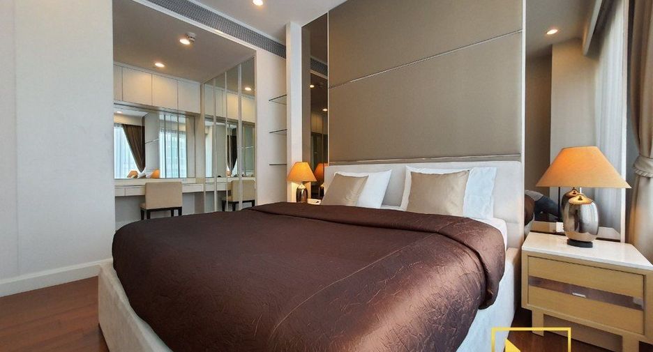 For rent and for sale 2 bed condo in Pathum Wan, Bangkok