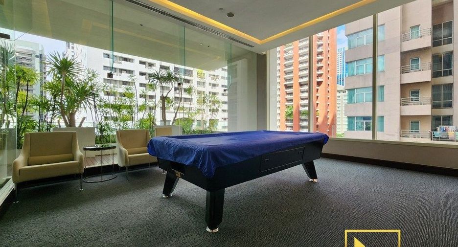 For rent and for sale 2 bed condo in Pathum Wan, Bangkok