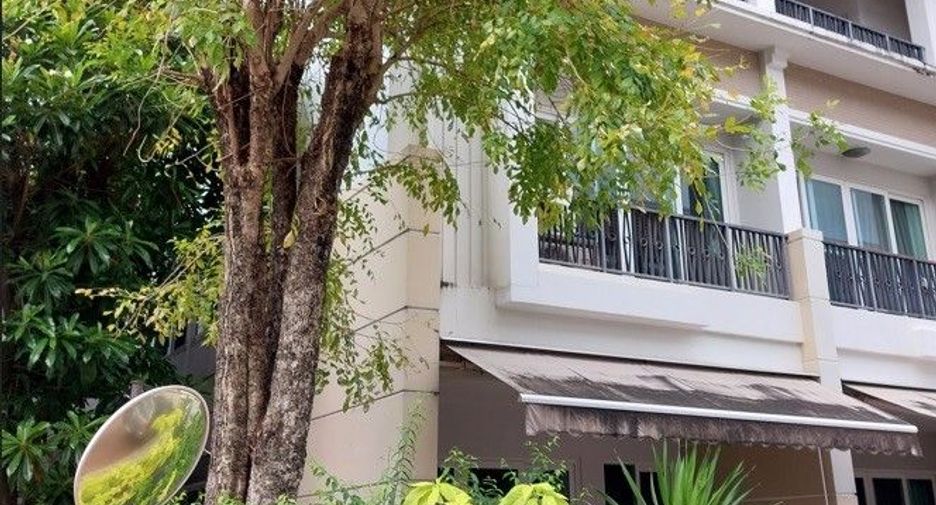 For sale 3 Beds house in Bang Kho Laem, Bangkok