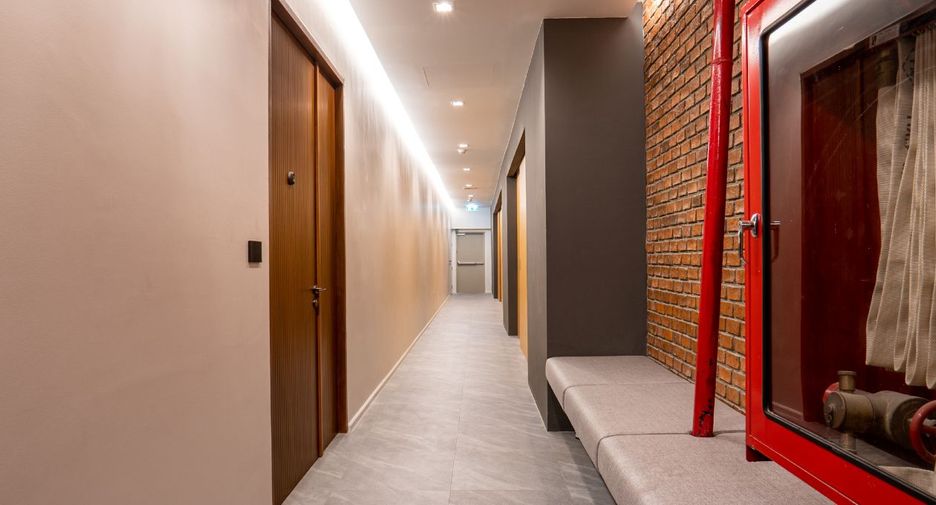 For sale 3 bed office in Khlong Toei, Bangkok