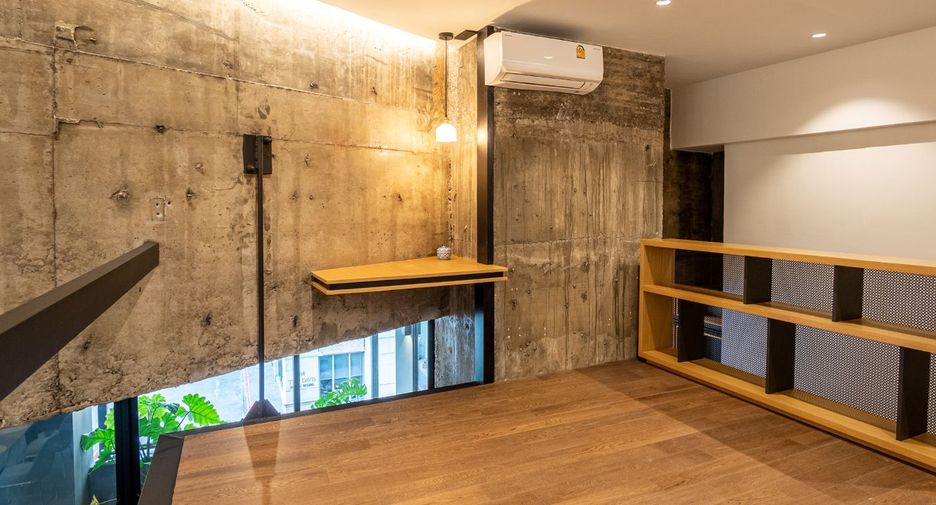 For sale 3 bed office in Khlong Toei, Bangkok