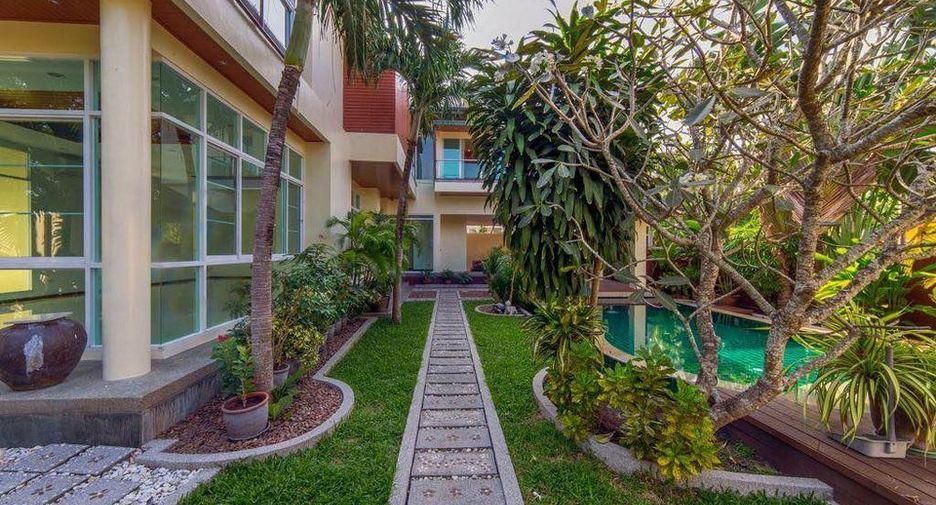 Villa zum Kauf mit 3 Zimmer in Mueang Phuket, Phuket