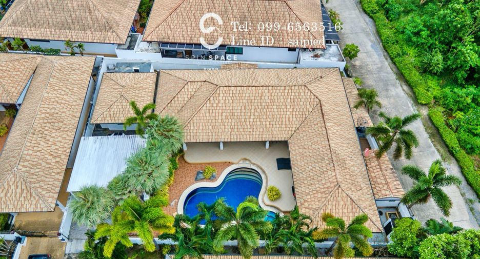 For sale 4 bedrooms villa in Hua Hin, Prachuap Khiri Khan