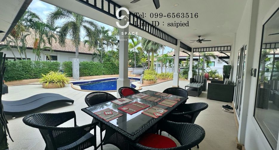 For sale 4 bedrooms villa in Hua Hin, Prachuap Khiri Khan