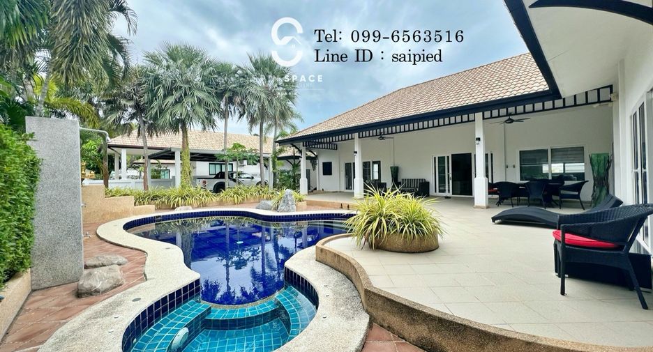 For sale 4 bedrooms villa in Hua Hin, Prachuap Khiri Khan