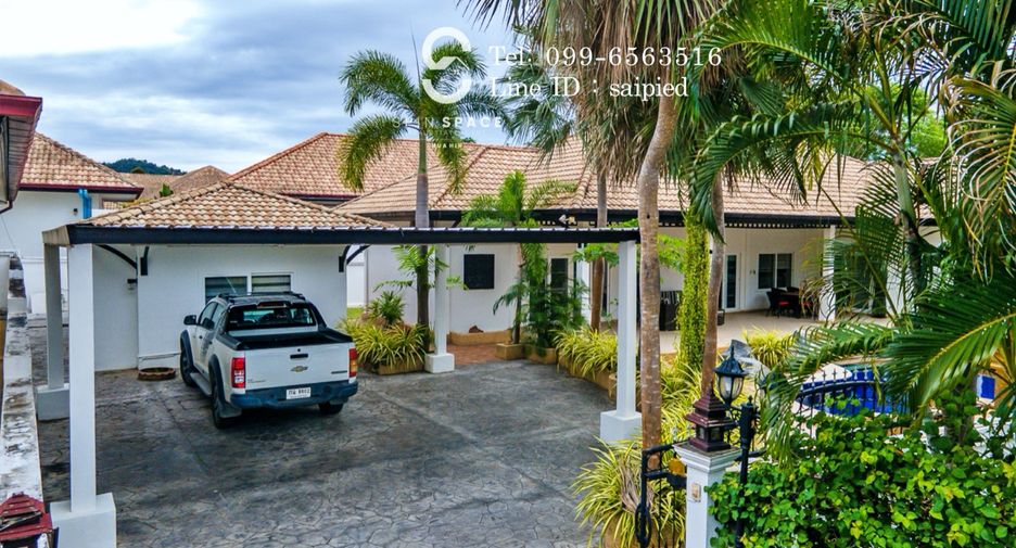 For sale 4 bedrooms villa in Hua Hin, Prachuap Khiri Khan